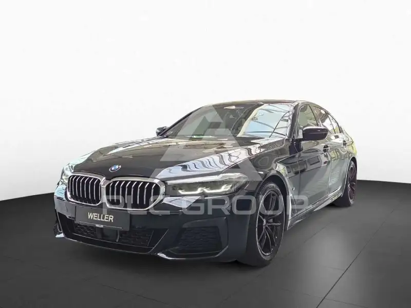 2023 BMW 523