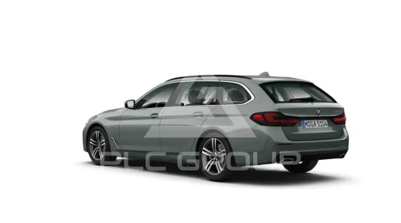 2023 BMW 523