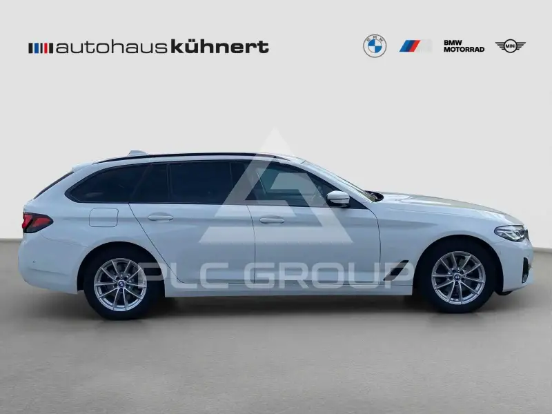2023 BMW 523