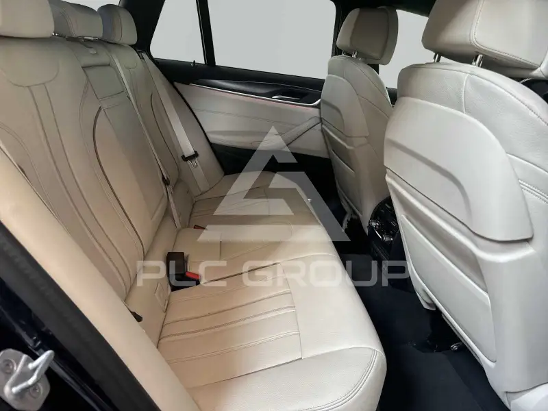 2023 BMW 523