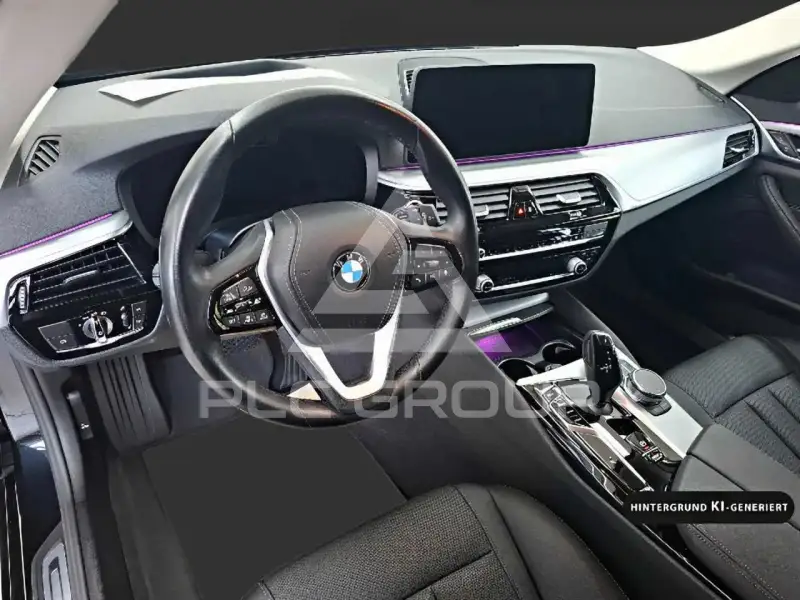 2023 BMW 523