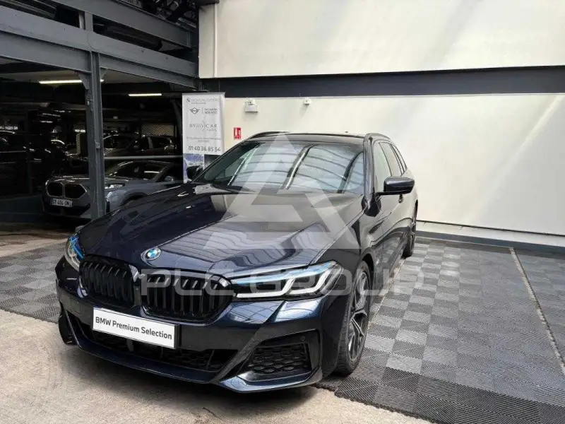2023 BMW 523