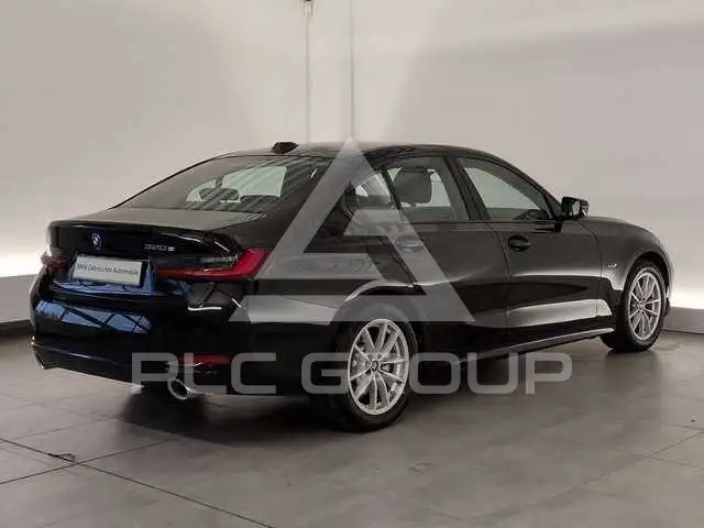 2023 BMW 330