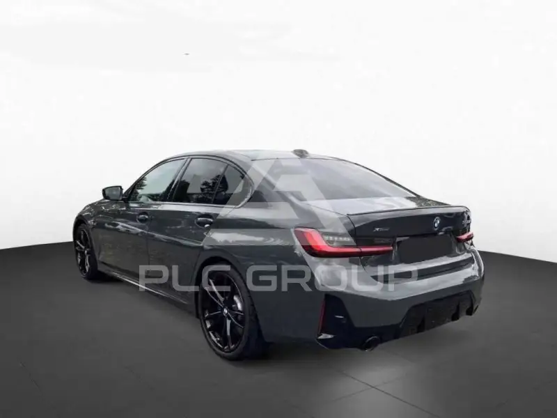 2023 BMW 330