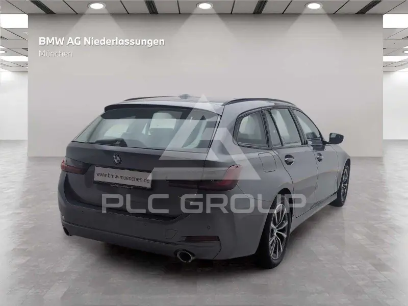 2023 BMW 330
