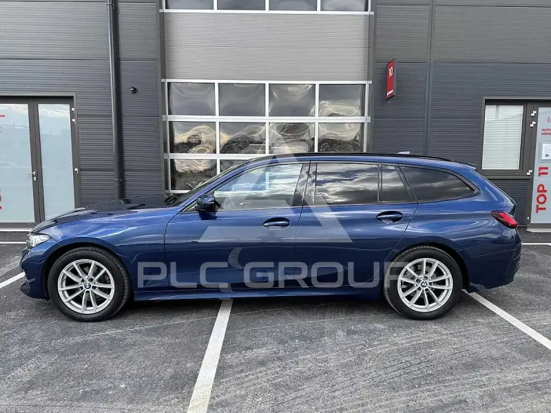 2023 BMW 330
