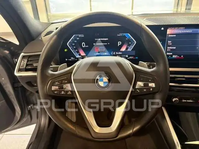 2023 BMW 330