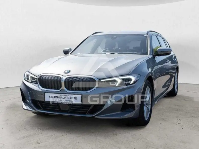 2023 BMW 330