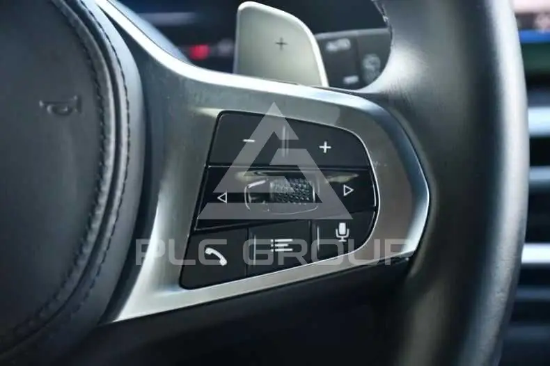 2023 BMW 330