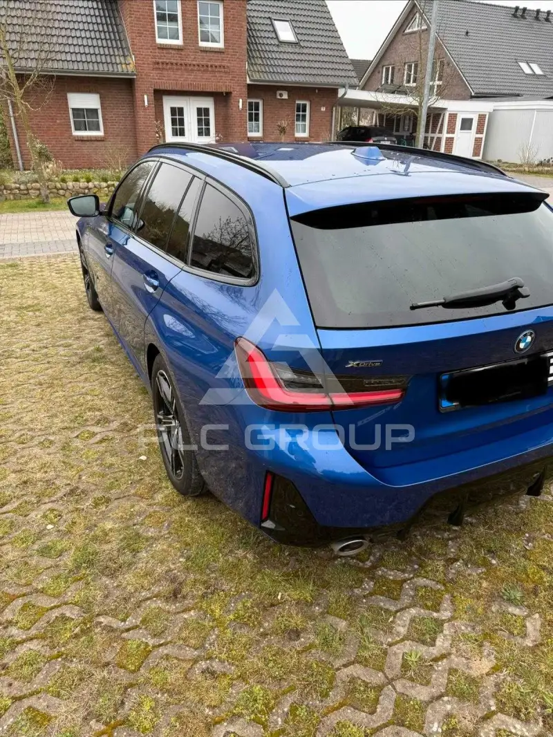 2023 BMW 330