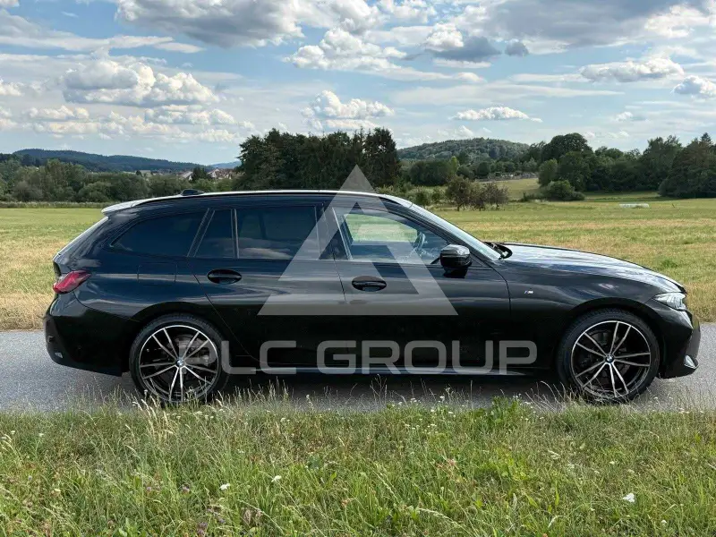 2023 BMW 330