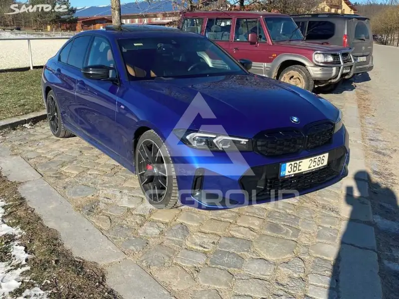 2023 BMW 330