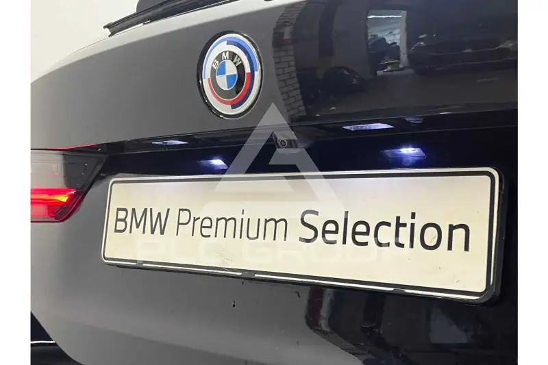 2023 BMW 330
