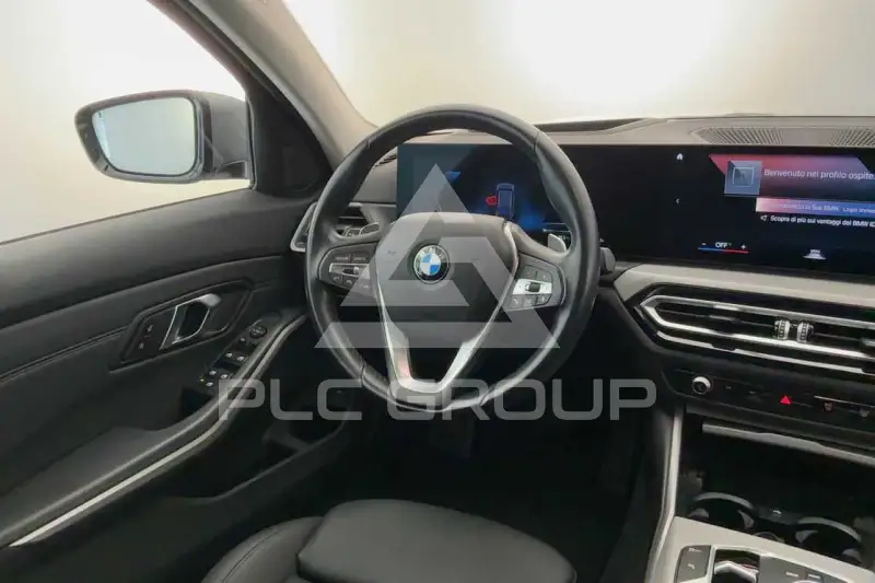 2023 BMW 330