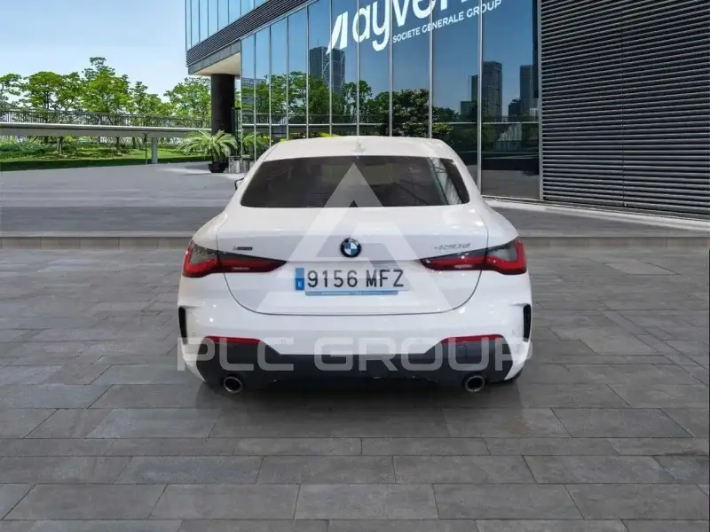 2023 BMW 330