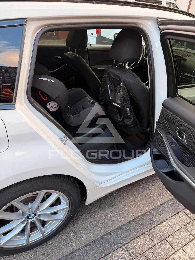 2023 BMW 330