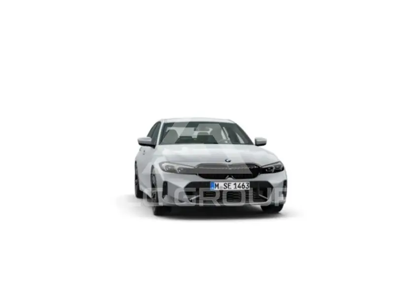 2023 BMW 330