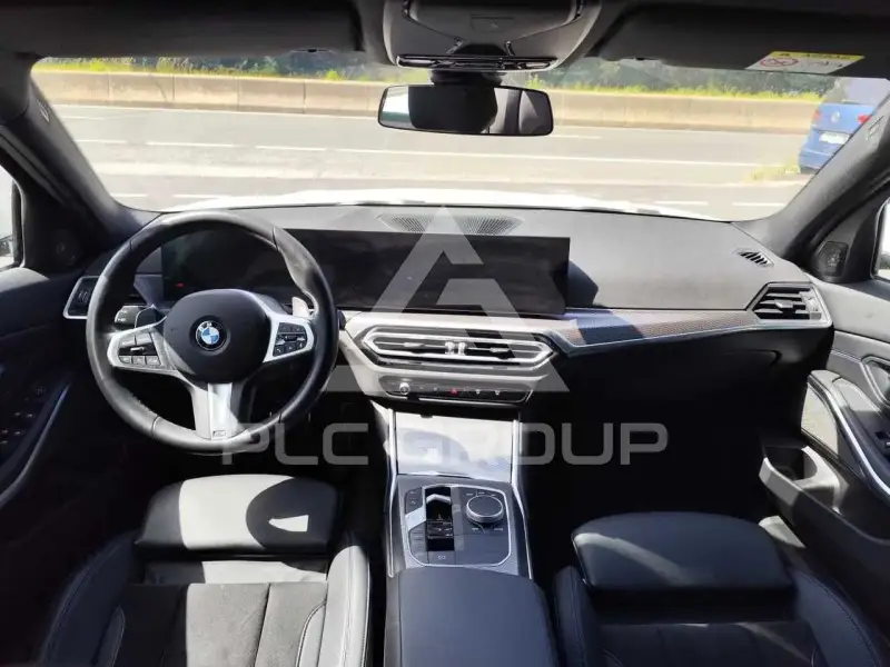 2023 BMW 330
