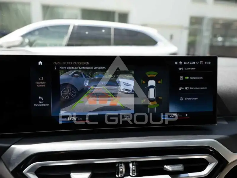 2023 BMW 330