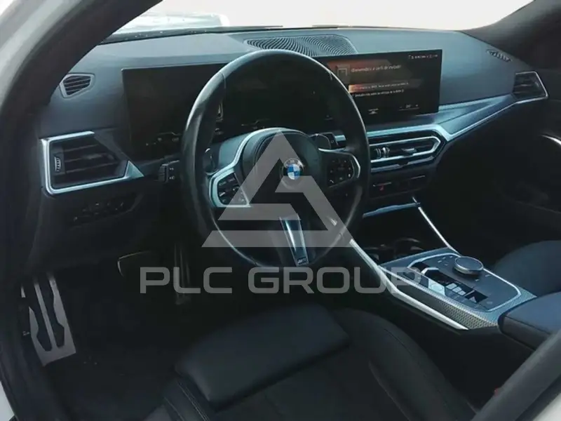 2023 BMW 330