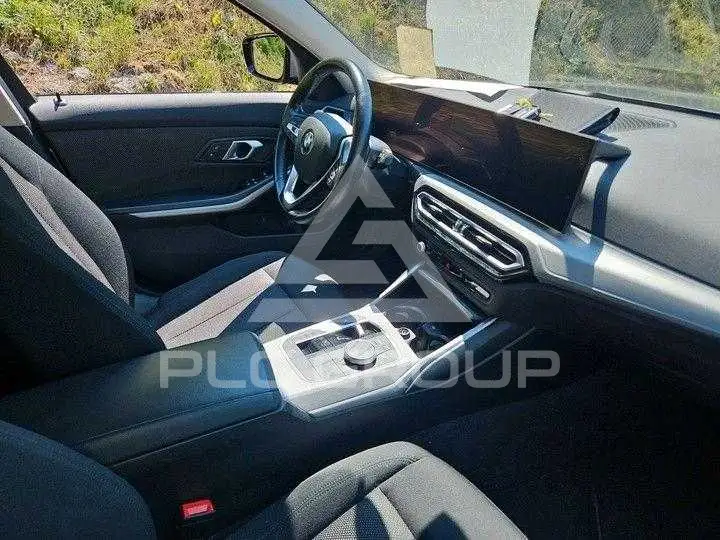 2023 BMW 330