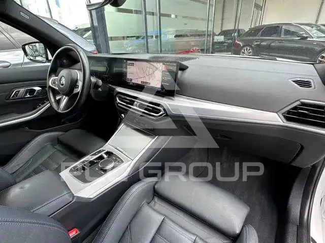 2023 BMW 330