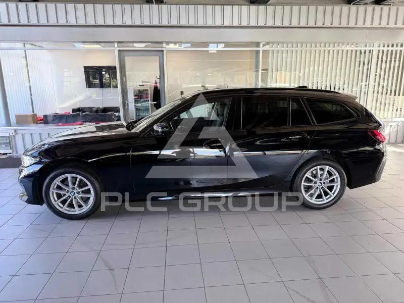 2023 BMW 330