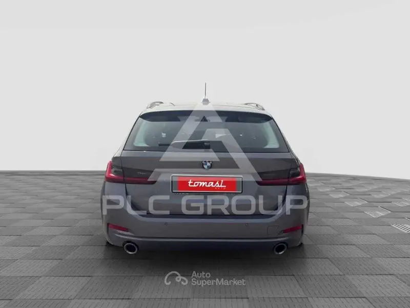 2023 BMW 330