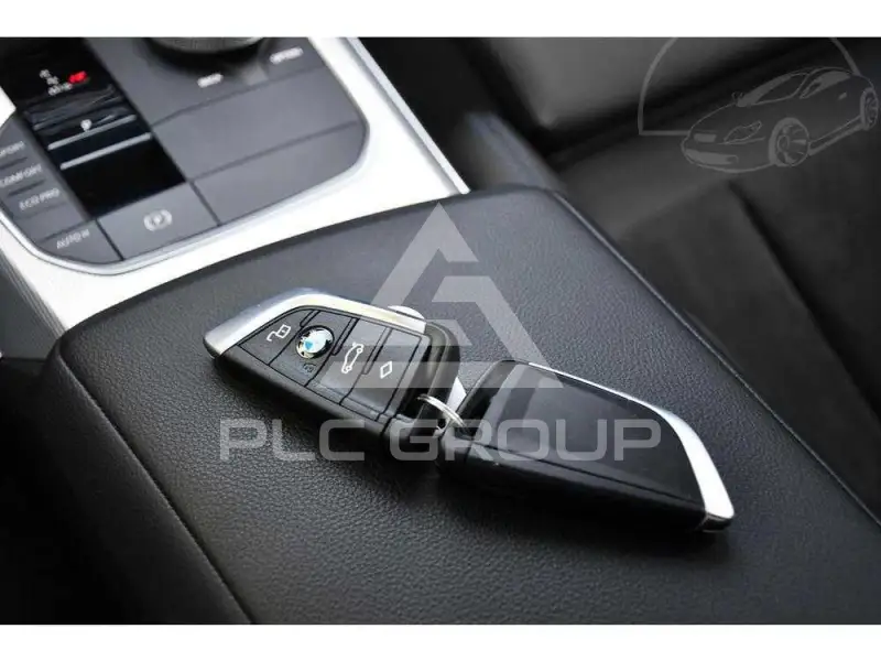 2023 BMW 330