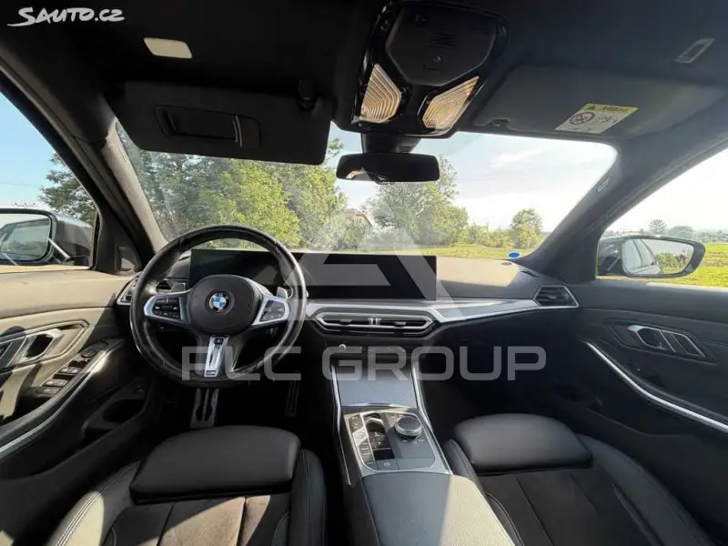 2023 BMW 330