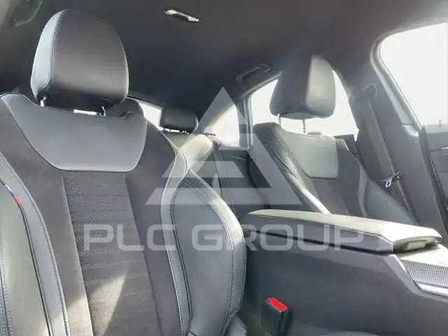 2023 BMW 330