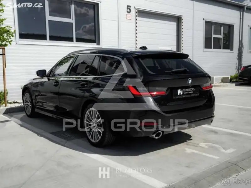 2023 BMW 330