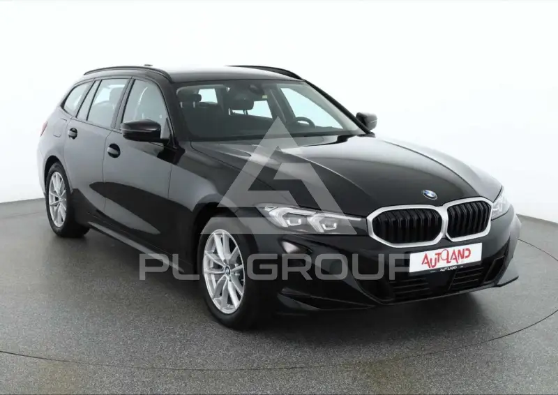 2023 BMW 330