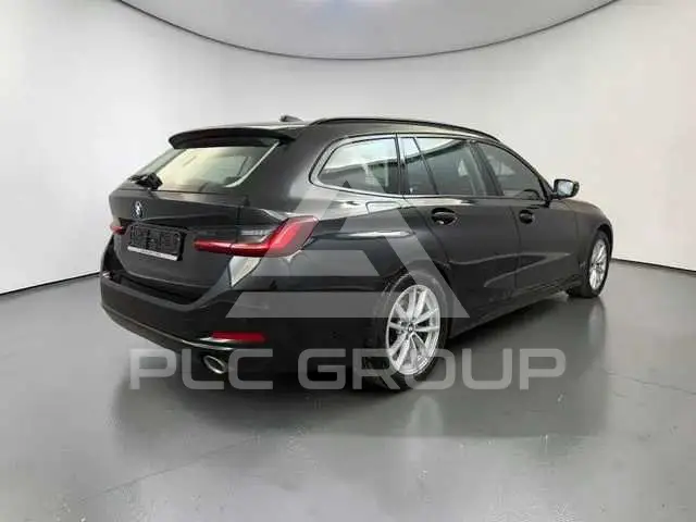 2023 BMW 330