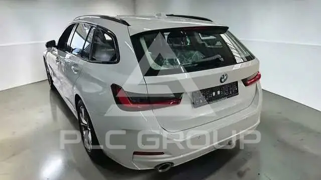 2023 BMW 330