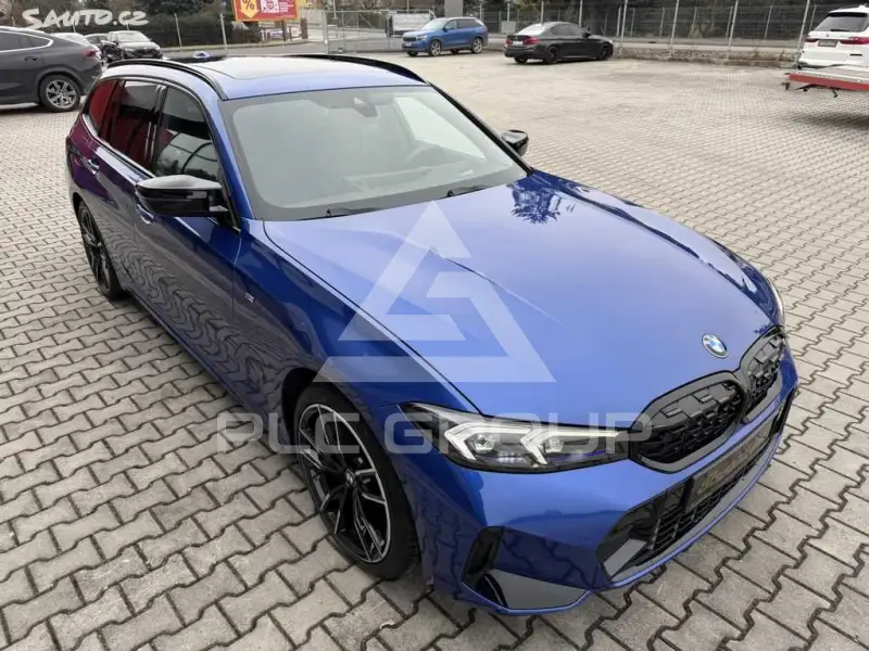 2023 BMW 330