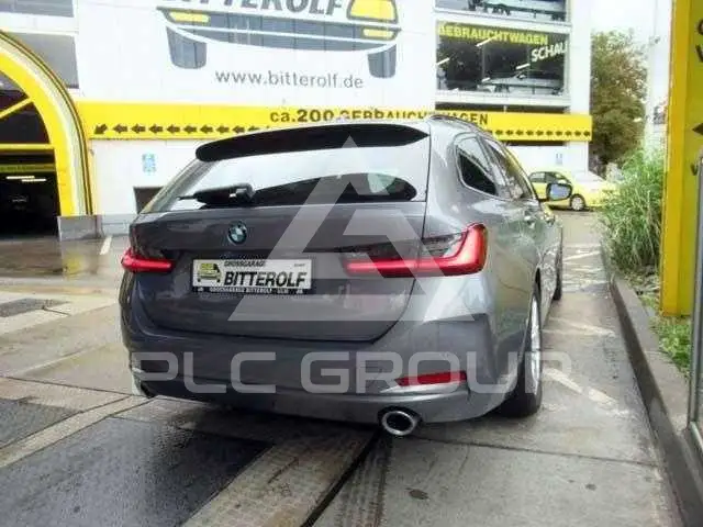 2023 BMW 330