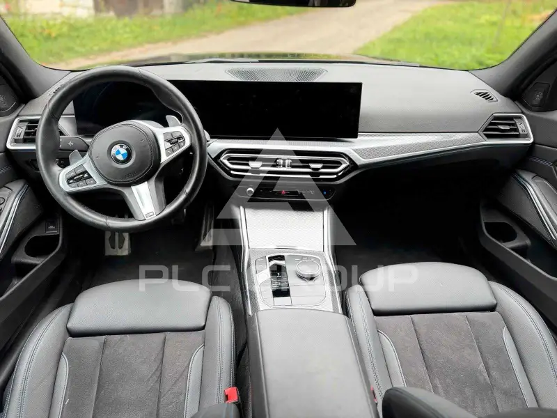 2023 BMW 330