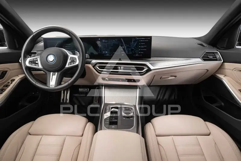 2023 BMW 330