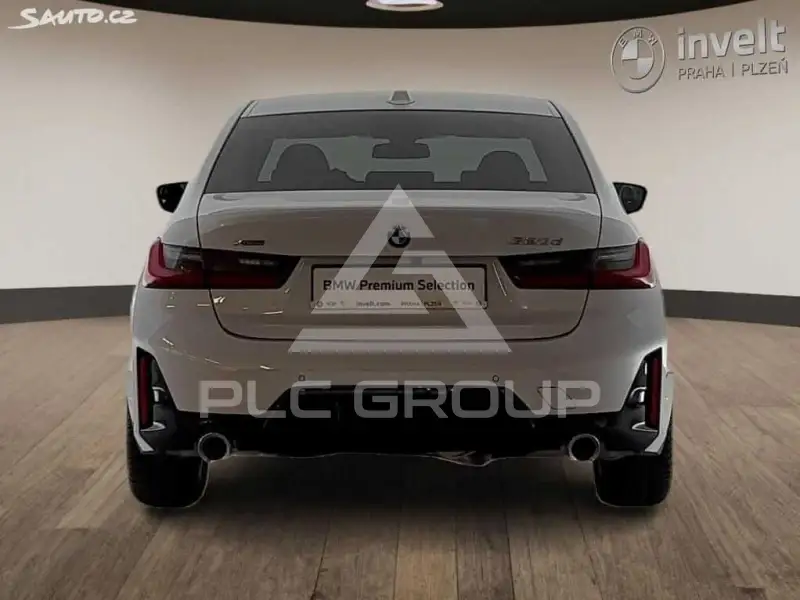 2023 BMW 330