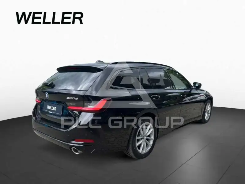 2023 BMW 330