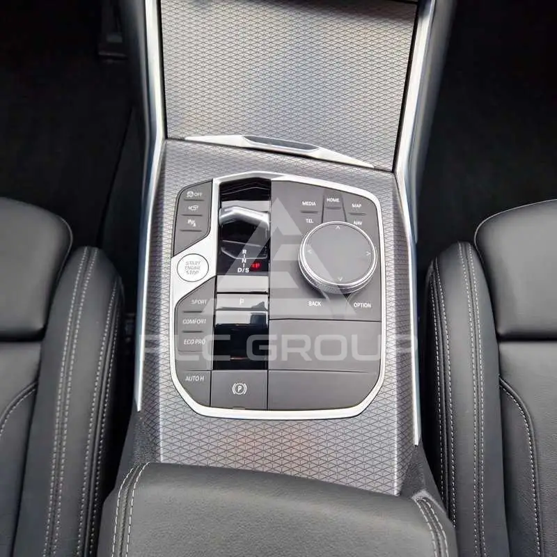 2023 BMW 330