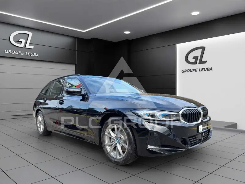 2023 BMW 330