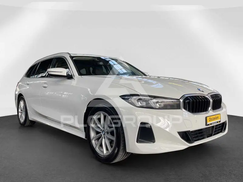 2023 BMW 330