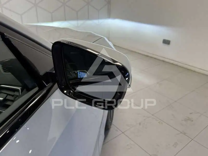 2023 BMW 330
