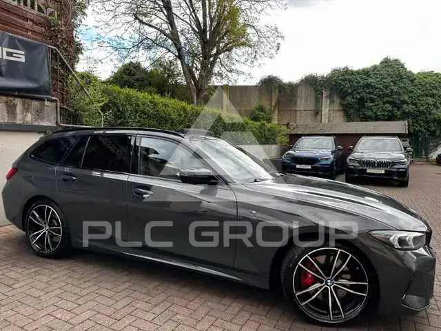 2023 BMW 330