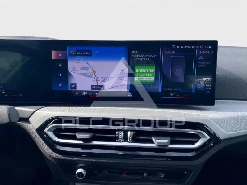 2023 BMW 330