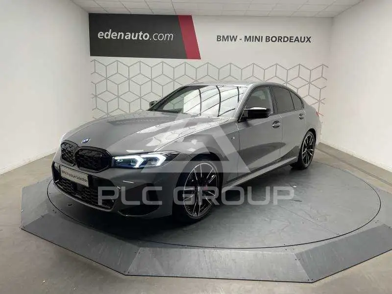 2023 BMW 330