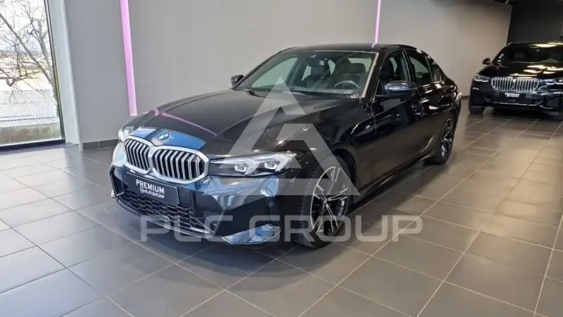 2023 BMW 330