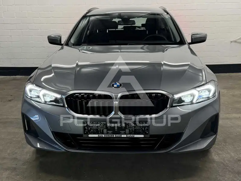 2023 BMW 330